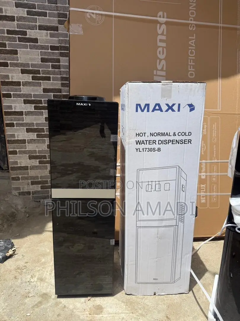 Maxi Water Dispenser and Mini Fridge With Freezer