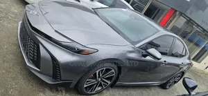Toyota Camry Hybrid SE 2024 Gray