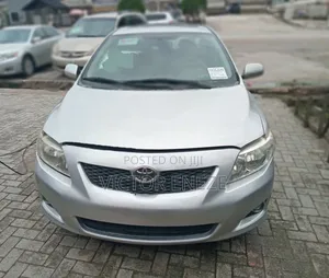 Toyota Corolla 2009 Silver