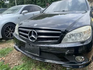 Mercedes-Benz C300 2008 Black