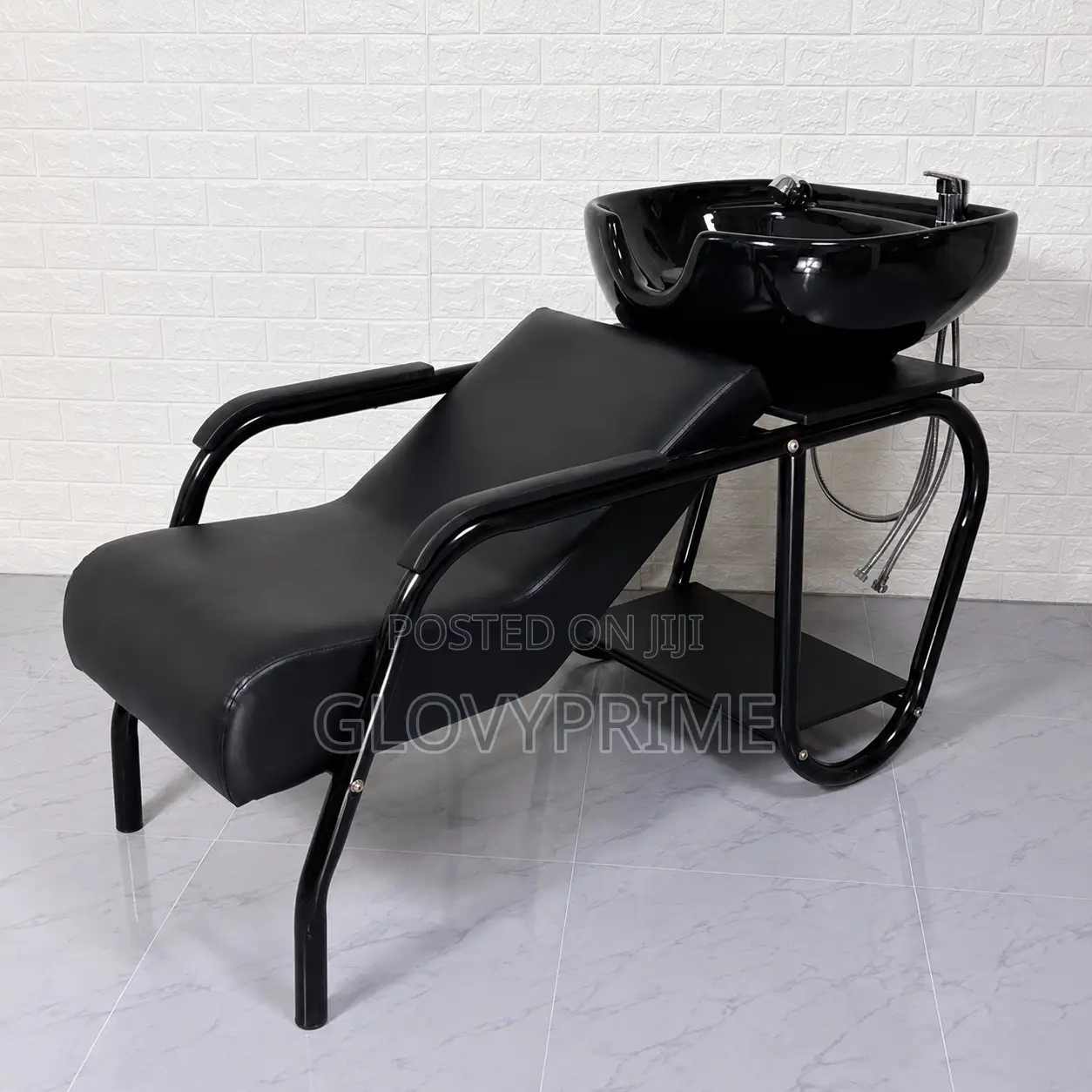 Premium Salon Backwash Chair With Black Ceramic Basin