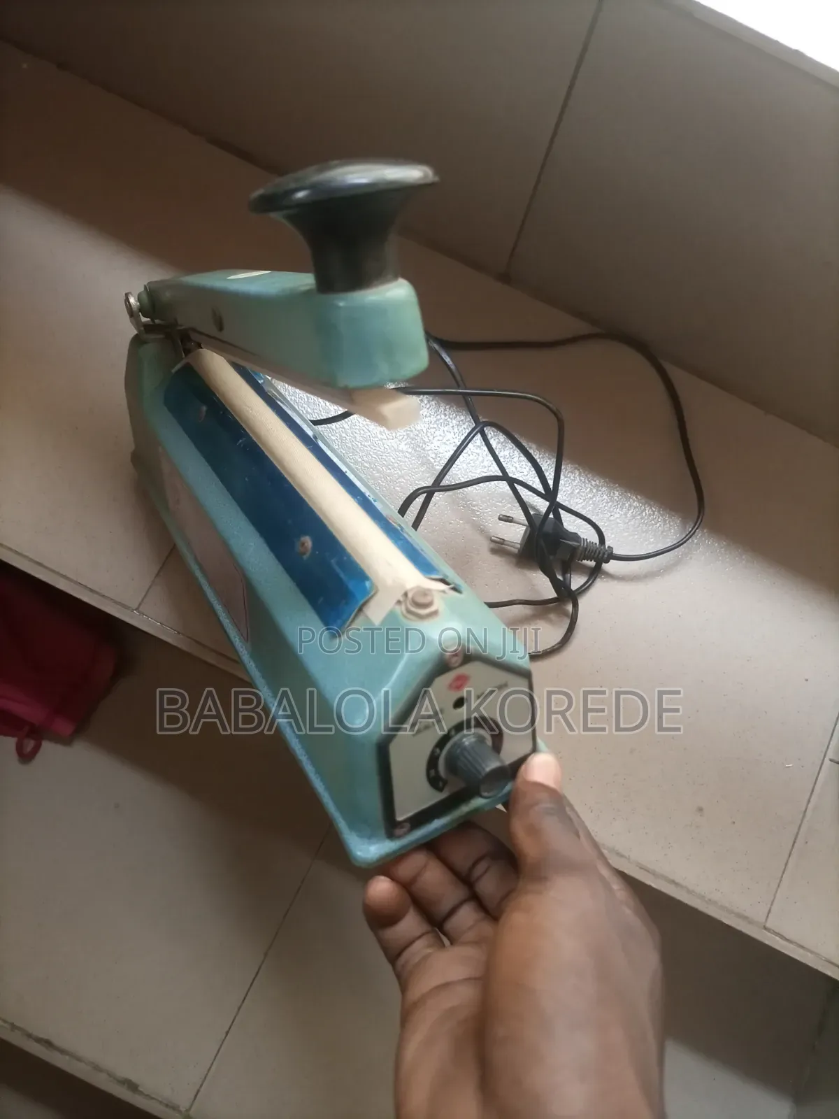 Sealing Machine