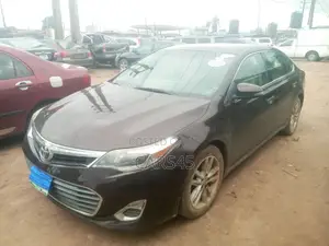 Toyota Avalon Hybrid Limited 2013 Gray