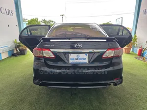 Toyota Corolla 2012 Black