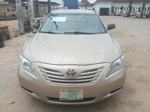 Toyota Camry 2008 Gold