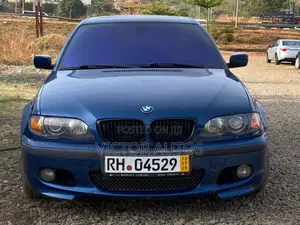 BMW 328i 2005 Blue