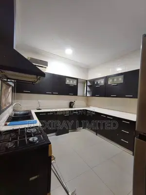 Furnished 3bdrm Townhouse / Terrace in Lekki Phase 1 for rent