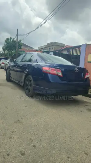 Toyota Camry SE 4dr Sedan (2.5L 4cyl 6AM) 2010 Blue