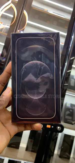 New Apple iPhone 12 Pro 128 GB Gold