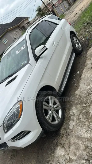 Mercedes-Benz M Class 2015 White