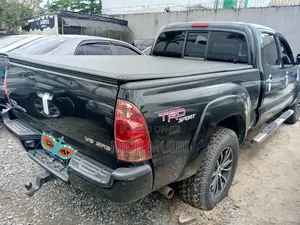 Toyota Tacoma 2008 Black