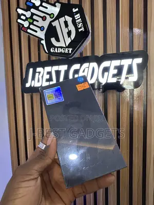 New Samsung Galaxy S10 128 GB Black