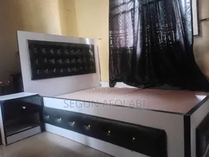 Modern 4x6 Bed Frame With Side Drawer