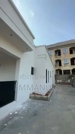 3bdrm Bungalow in Enugu for sale