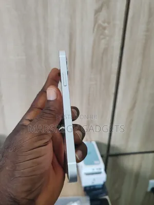 Apple iPhone 12 64 GB White