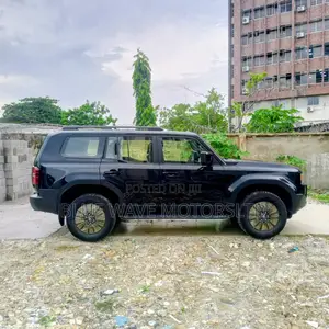 New Toyota Land Cruiser Prado 2.7 2025 Black