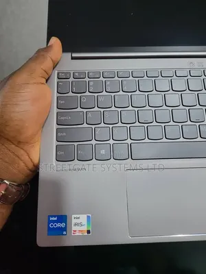 Laptop Lenovo ThinkBook 13s Gen 2 8GB Intel Core i5 SSD 256GB