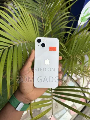 Apple iPhone 13 128 GB White