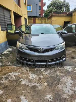 Toyota Camry 2013 Gray