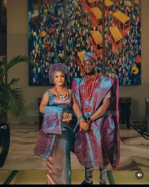 Luxury Iridescent Traditional Couple Set