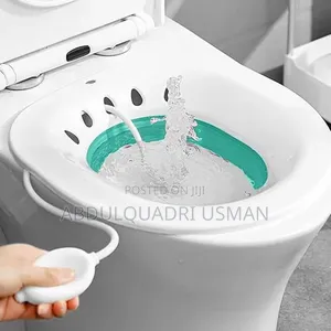 Foldable Sitz Bath Basin for Toilet Seat With Squeeze Bulb Flusher