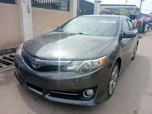 Toyota Camry 2012 Gray