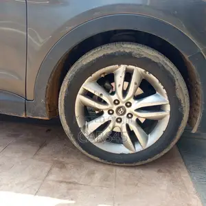 Hyundai Santa Fe 2013 Gray