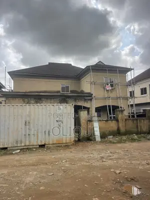 5bdrm Duplex in Dawaki for sale