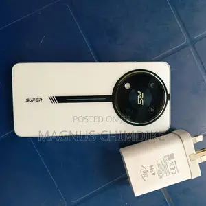 Itel RS4 256 GB White