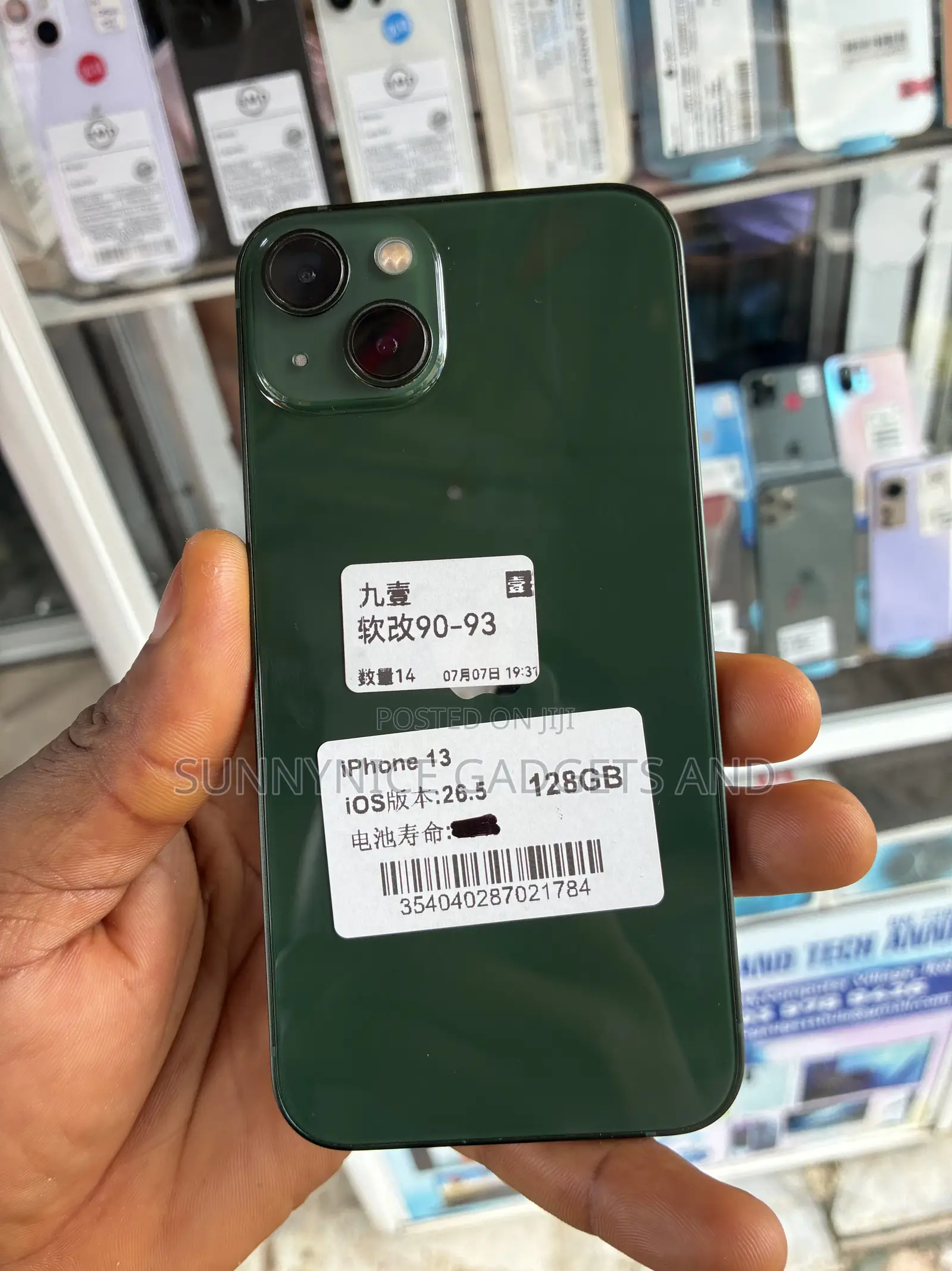 Apple iPhone 13 128 GB Green