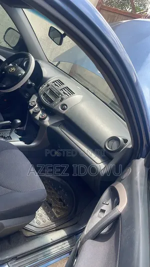 Toyota RAV4 2008 Blue