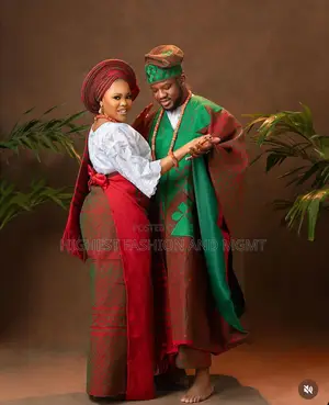 Luxury Traditional Red Green Couple Set