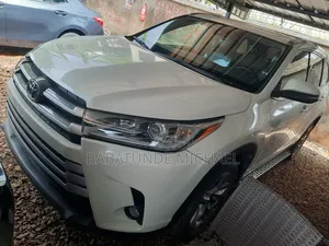 Toyota Highlander 2019 White
