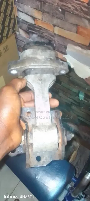 Hyundai Elantra Engine Seat 017 Model