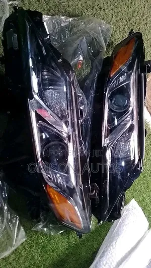 Headlight Toyota Camry 2018-2021