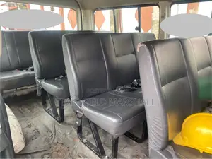 Toyota HiAce 2011 White