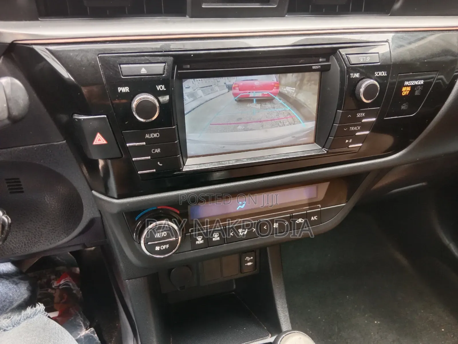Toyota Corolla 2016 Brown