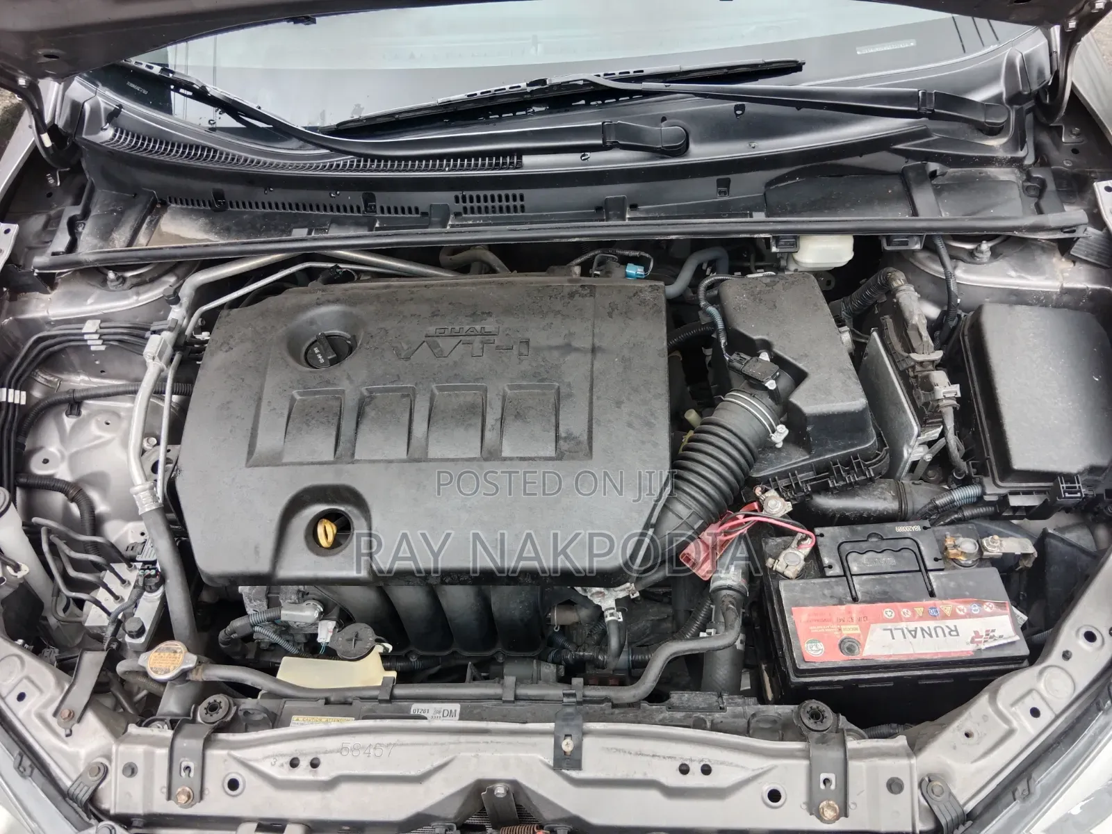 Toyota Corolla 2016 Brown