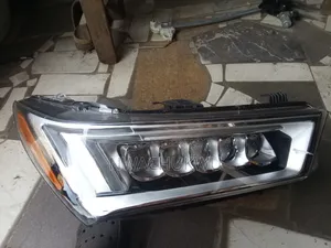 Acura MDX 016 Head Light