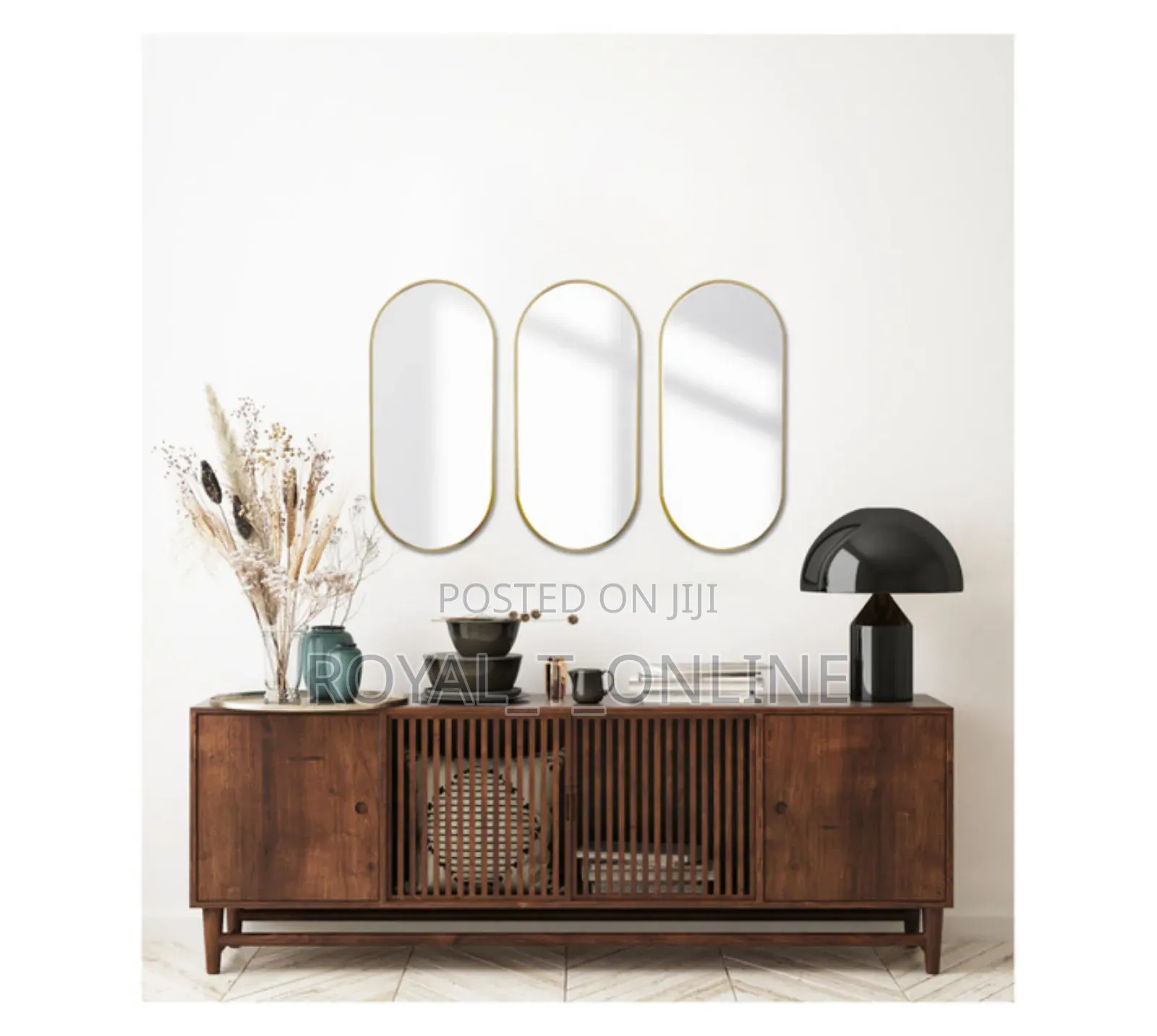 Oval Decorative Mirror in Abuja. Aesthetic Wall Hanging Mirror Set