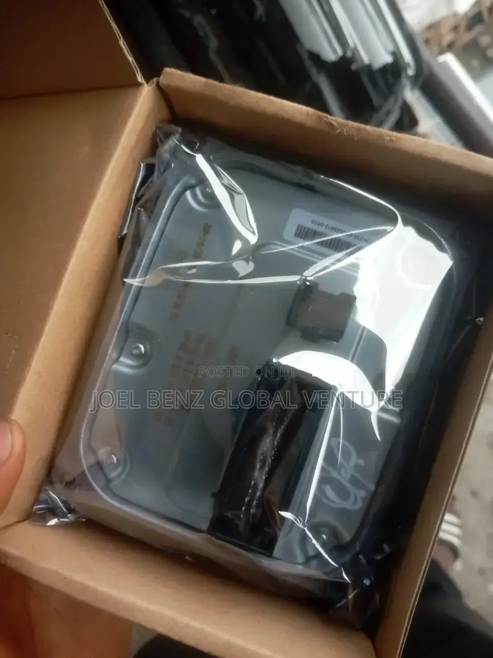 C300 2017 Headlight Charger