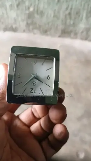 E350 2014 Center Clock