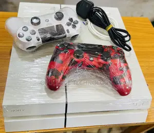 Play Station 4 Standard