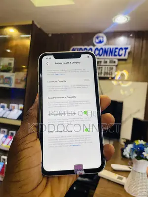 Apple iPhone 11 128 GB White