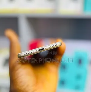 Apple iPhone 7 128 GB Silver