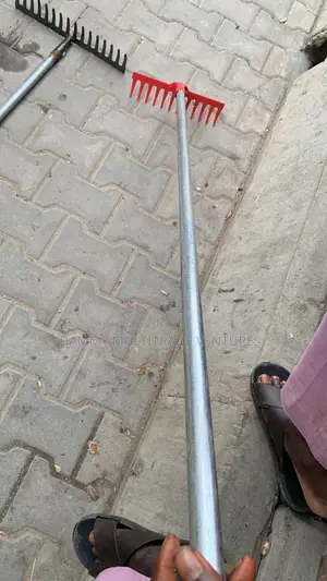 Heavy Duty Soil Rake