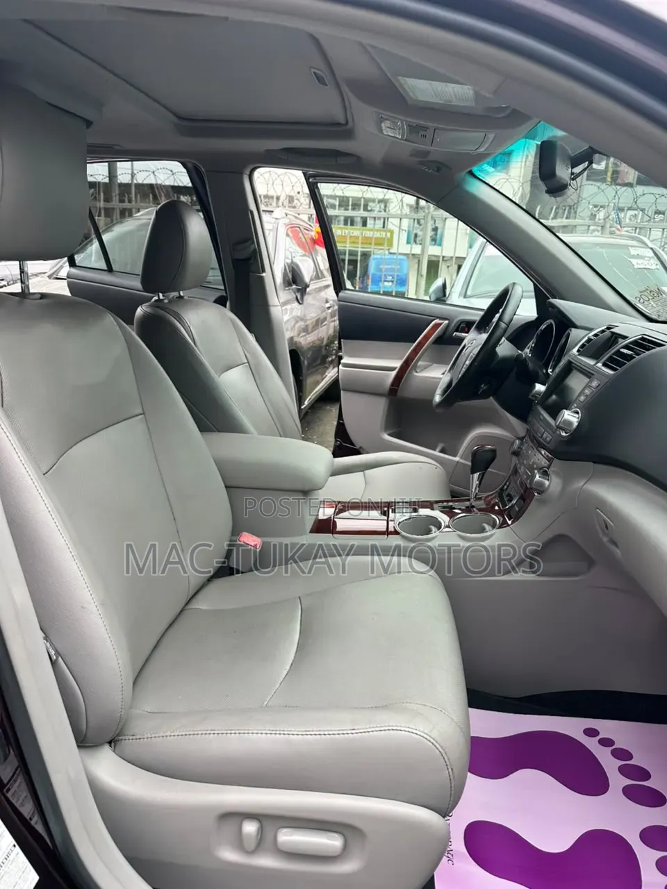 Toyota Highlander 2011 Maroon