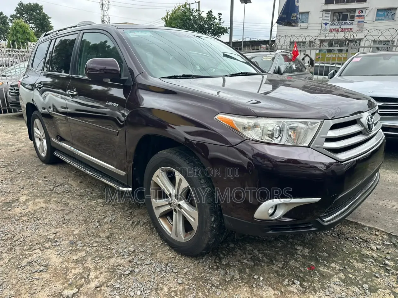 Toyota Highlander 2011 Maroon