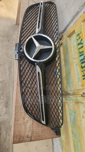 GLE350 2018 Coupe Front Grill