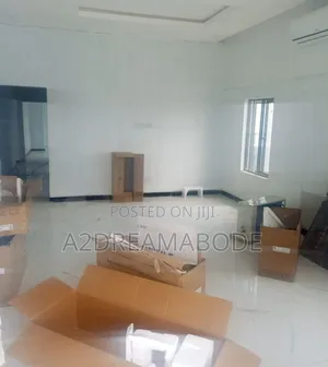 Executive, Massive Office Space